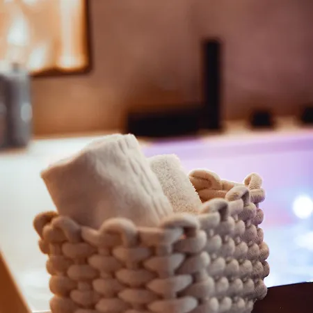 French Klss - By Prim0 C0nciergerie *