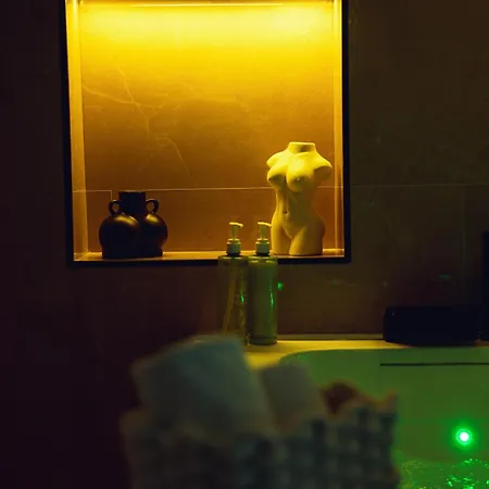 French Klss - By Prim0 C0nciergerie *