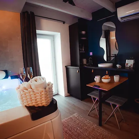 French Klss - By Prim0 C0nciergerie * Clermont-Ferrand