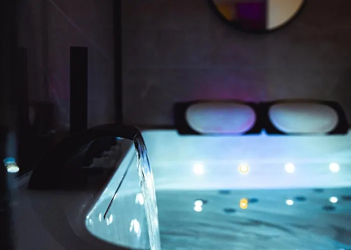 French Klss - By Prim0 C0nciergerie Apartment *