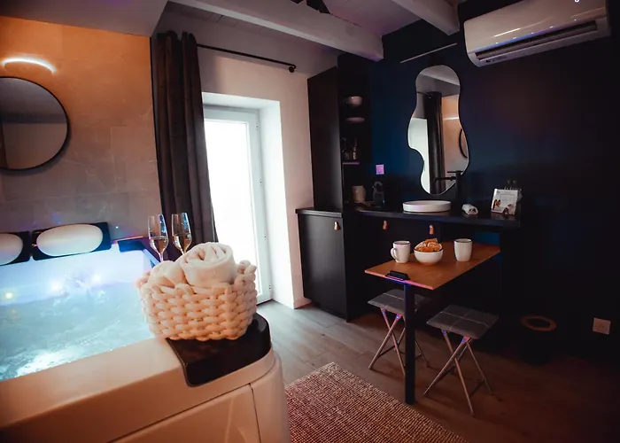 French Klss - By Prim0 C0nciergerie * Clermont-Ferrand